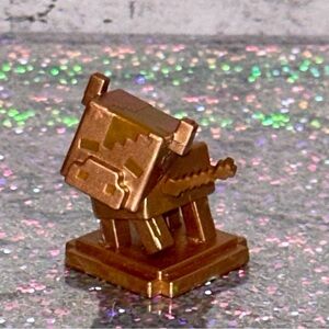 Minecraft Mini Figure Achievement Series 16 Cow Tipper Bronze Trophy 1.5 in
